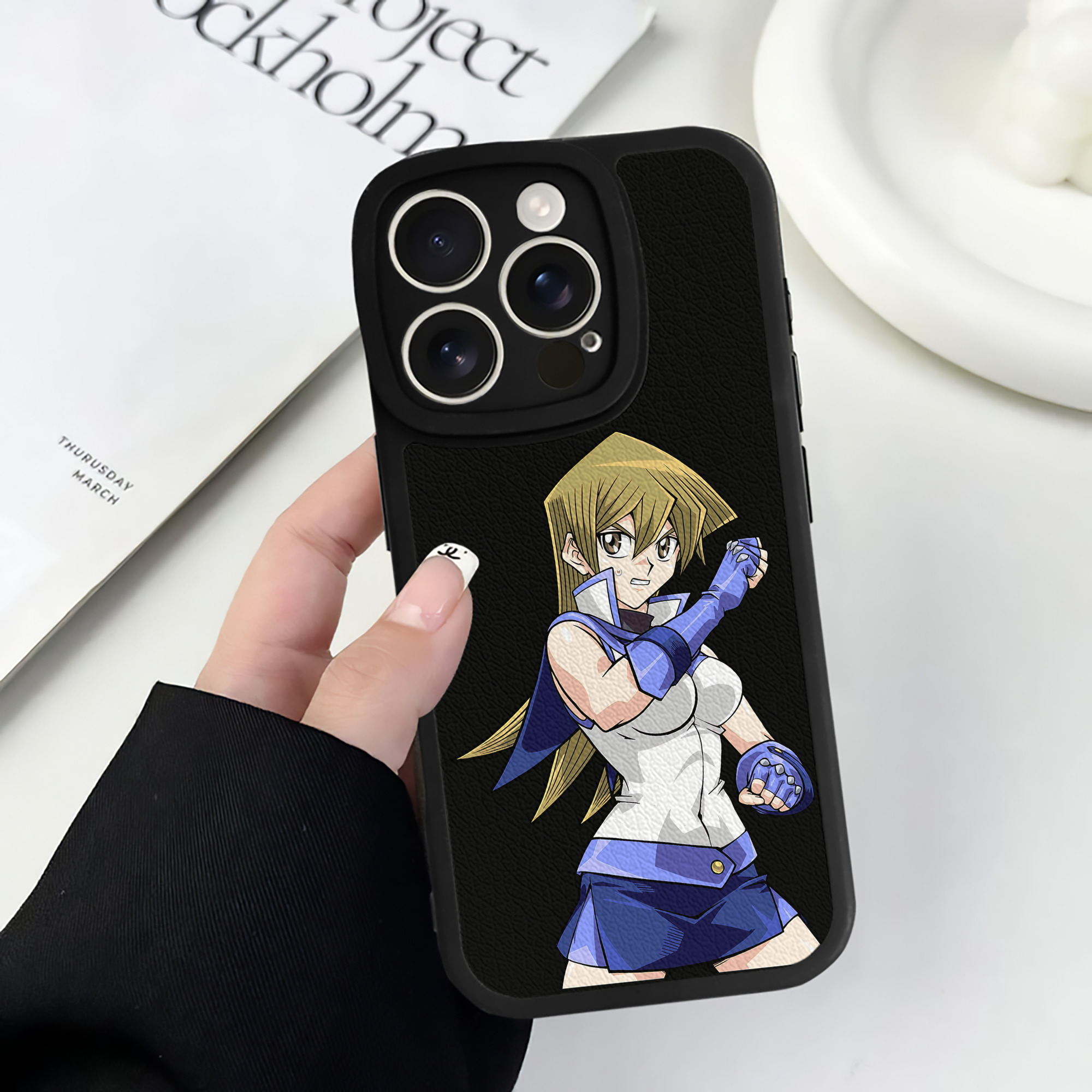 遊☆戯☆王 Yu-Gi-Oh! 【iPhone 16シリーズ対応】シリコンスマホケース（レザー調） 材質：シリコン